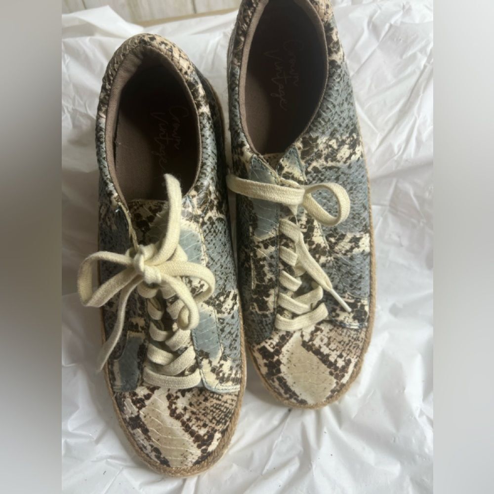 Crown Vintage Snake Skin Van Sneakers